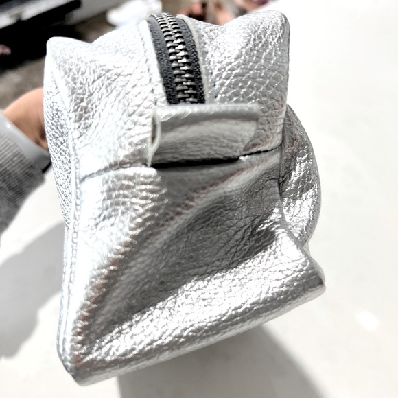 Jeff’s Barbershop 💈 Leather Dopp Kit Bag - Picture 8 of 10